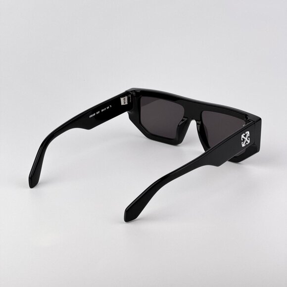 Off-White VANCOUVER Men Sunglasses Black Square Grey Lenses | Model OERI13F 1007 - Picture 6 of 12